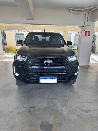 TOYOTA HILUX 2021