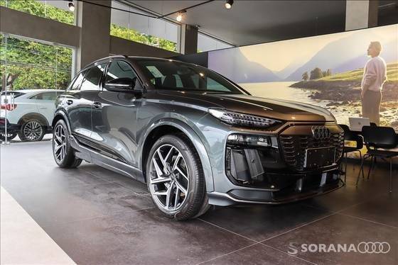 AUDI Q6 E-TRON 2025