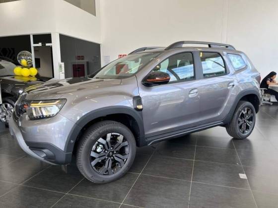 RENAULT DUSTER 2025