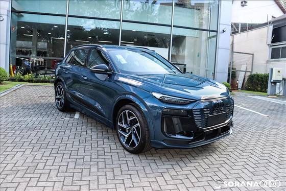 AUDI Q6 E-TRON 2025