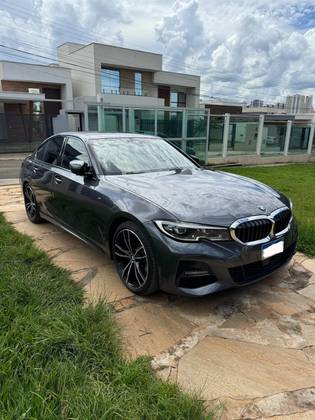 BMW 320i 2021