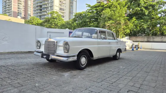MERCEDES-BENZ 230 S 1967