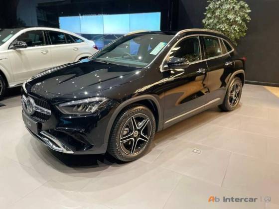 MERCEDES-BENZ GLA 200 2025