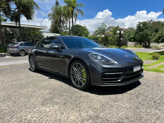 PORSCHE PANAMERA 2021