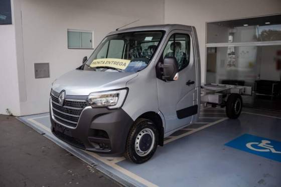 RENAULT MASTER 2025
