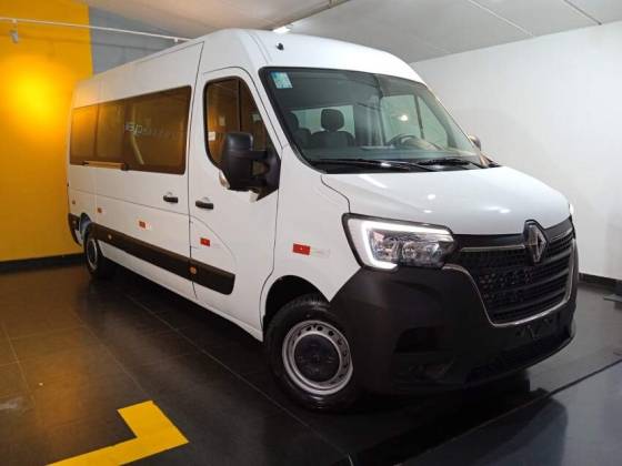 RENAULT MASTER 2025