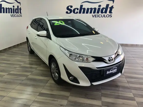TOYOTA YARIS 2020