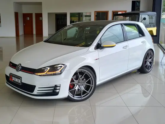 VOLKSWAGEN GOLF 2017