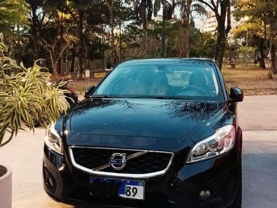 VOLVO C30 2012