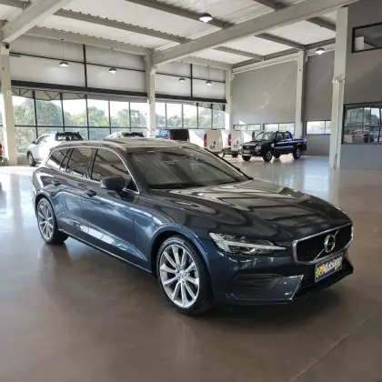 VOLVO V60 2020