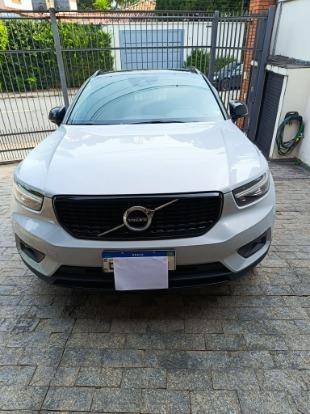 VOLVO XC40 2020
