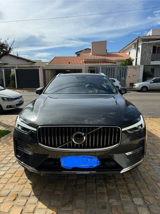 VOLVO XC60 2022