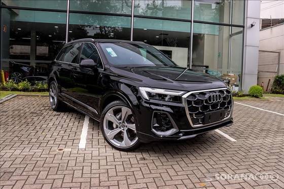 AUDI Q7 2025