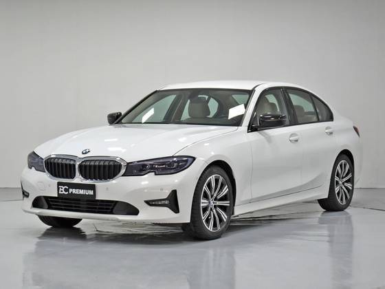 BMW 320i 2021