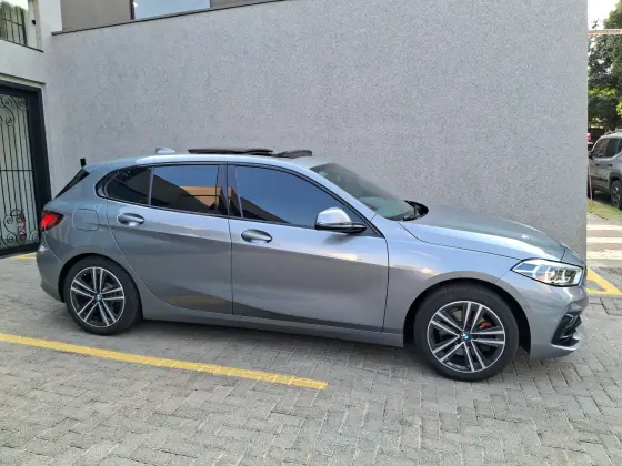 BMW 118i 2022