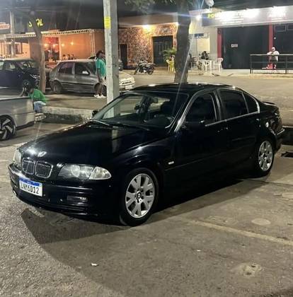 BMW 325i 2001
