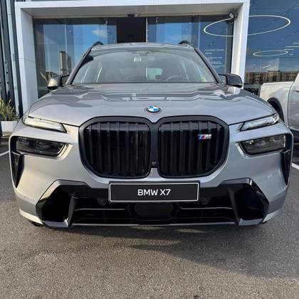 BMW X7 2025