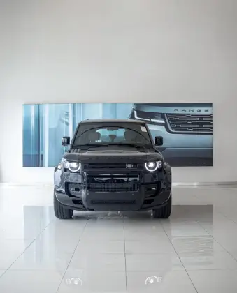 LAND ROVER DEFENDER 2025