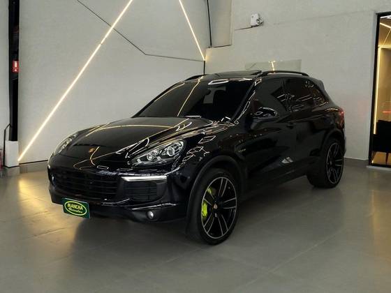 PORSCHE CAYENNE 2017