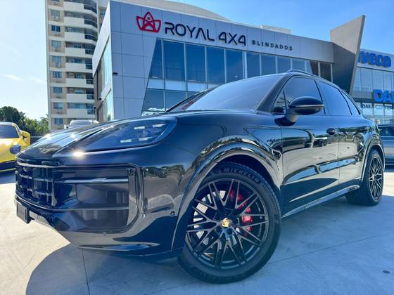 PORSCHE CAYENNE 2024