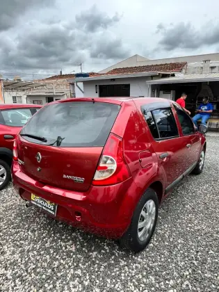 RENAULT SANDERO 2011