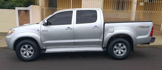 TOYOTA HILUX 2008