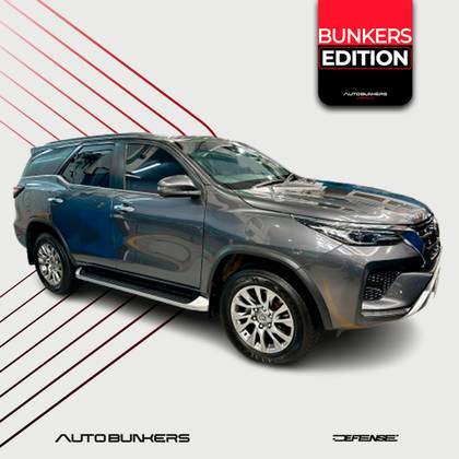 TOYOTA HILUX SW4 2021