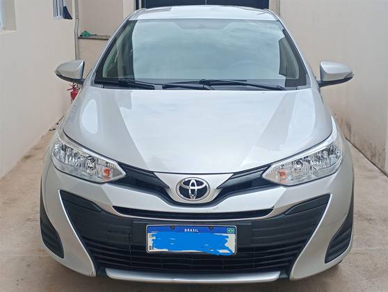 TOYOTA YARIS 2021