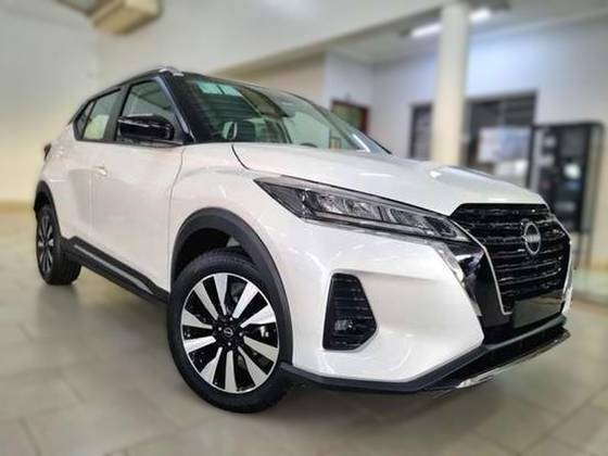 NISSAN KICKS 2024