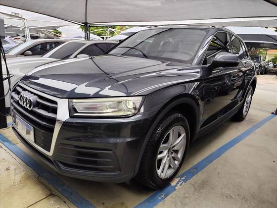 AUDI Q5 2020