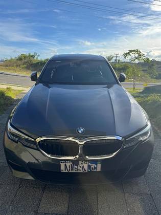BMW 330e 2022