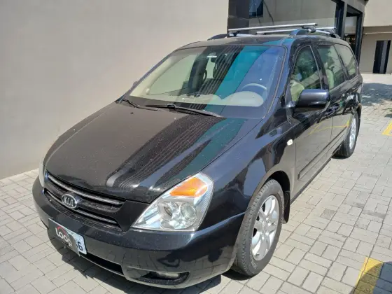 KIA CARNIVAL 2009