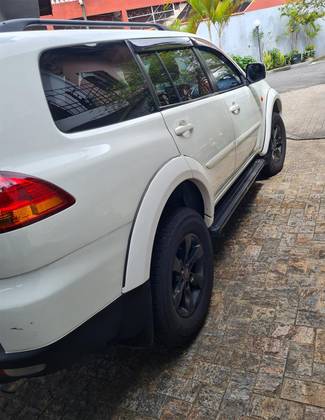 MITSUBISHI PAJERO DAKAR 2012