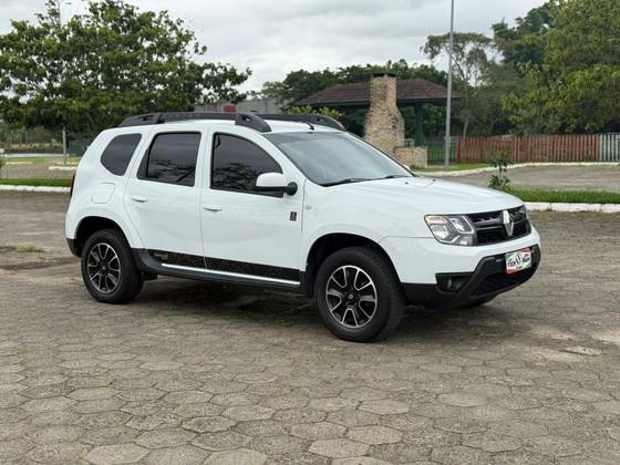 RENAULT DUSTER 2016