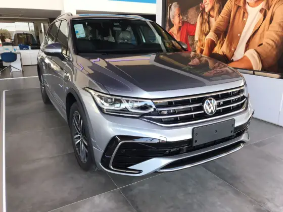 VOLKSWAGEN TIGUAN 2024