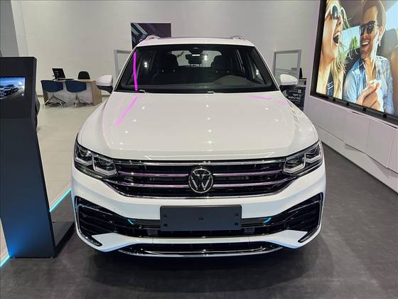 VOLKSWAGEN TIGUAN 2024