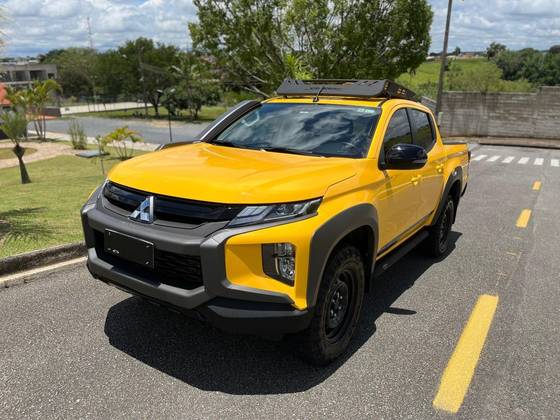 MITSUBISHI L200 TRITON 2024