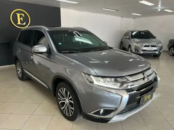 MITSUBISHI OUTLANDER 2017