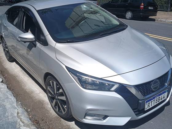 NISSAN VERSA 2022