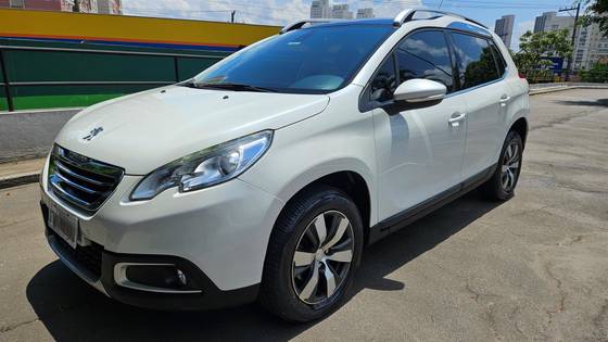 PEUGEOT 2008 2017