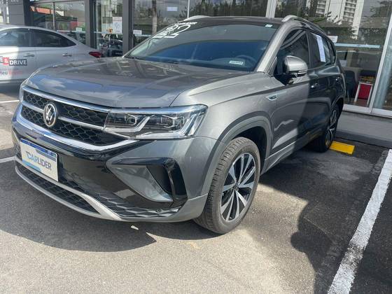 VOLKSWAGEN TAOS 2022