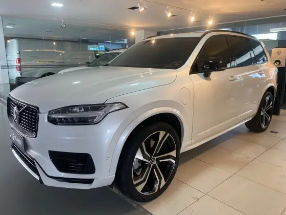 VOLVO XC90 2022