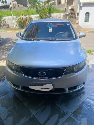 KIA CERATO 2011