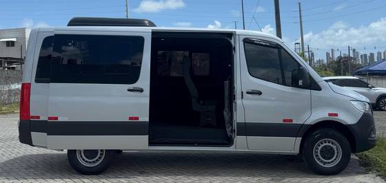 MERCEDES-BENZ SPRINTER 2021