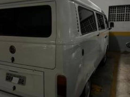 VOLKSWAGEN KOMBI 2005