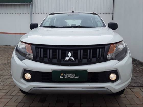 MITSUBISHI L200 TRITON 2023