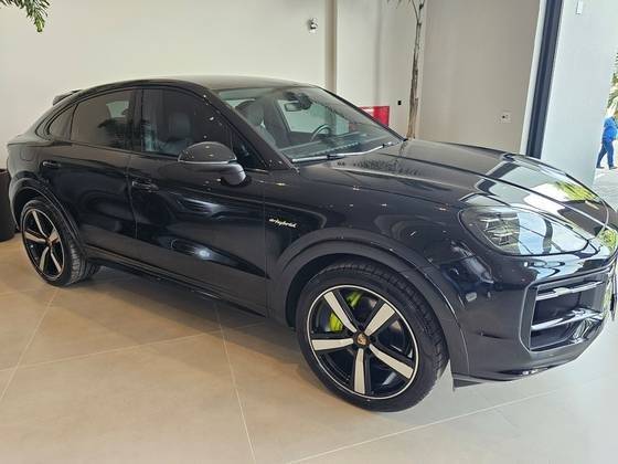 PORSCHE CAYENNE 2024