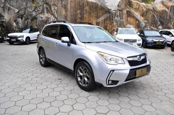SUBARU FORESTER 2015