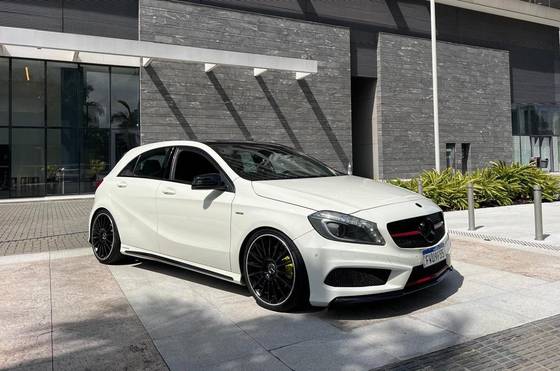 MERCEDES-BENZ A 250 2015