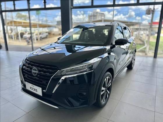 NISSAN KICKS 2024
